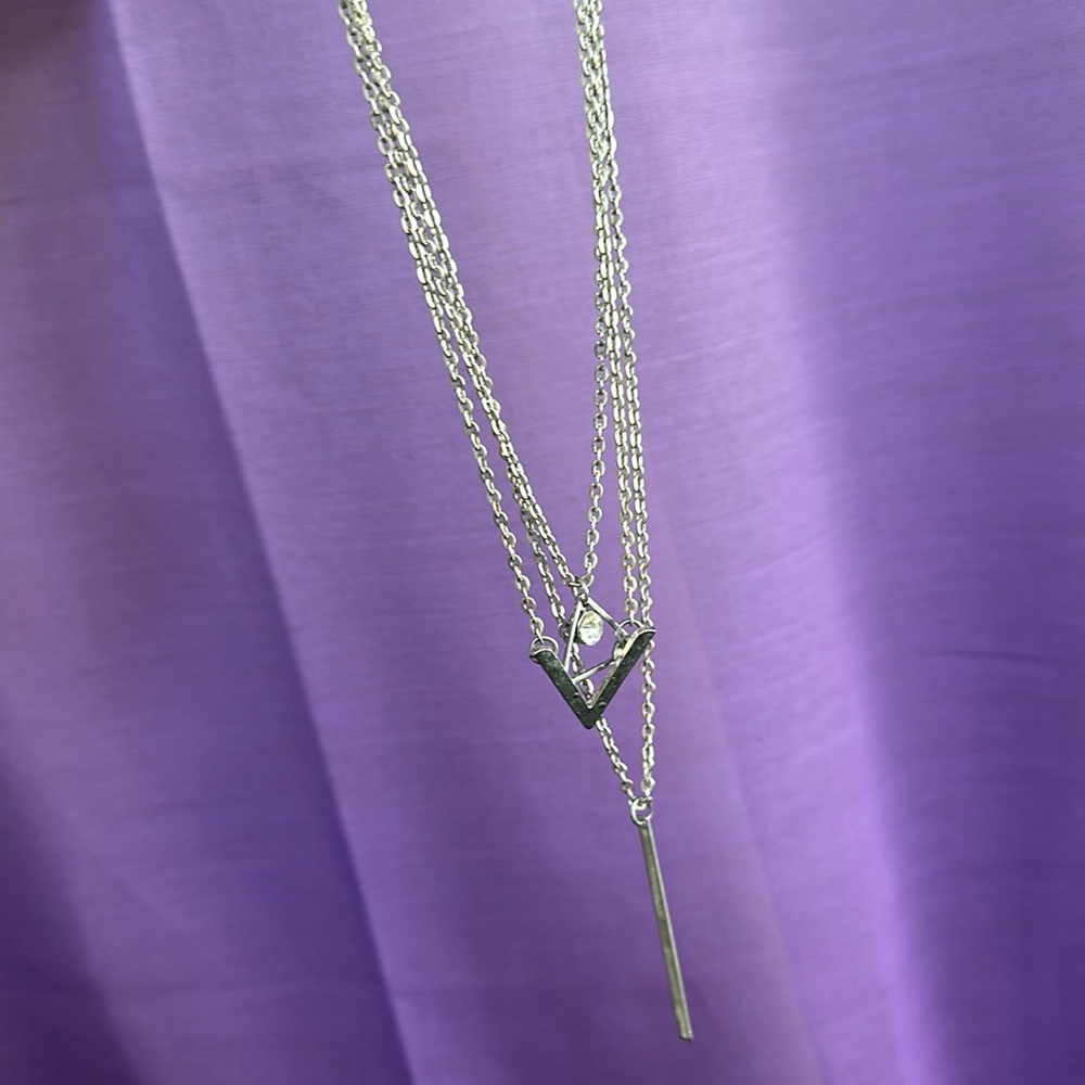 Layered costume jewlery necklace